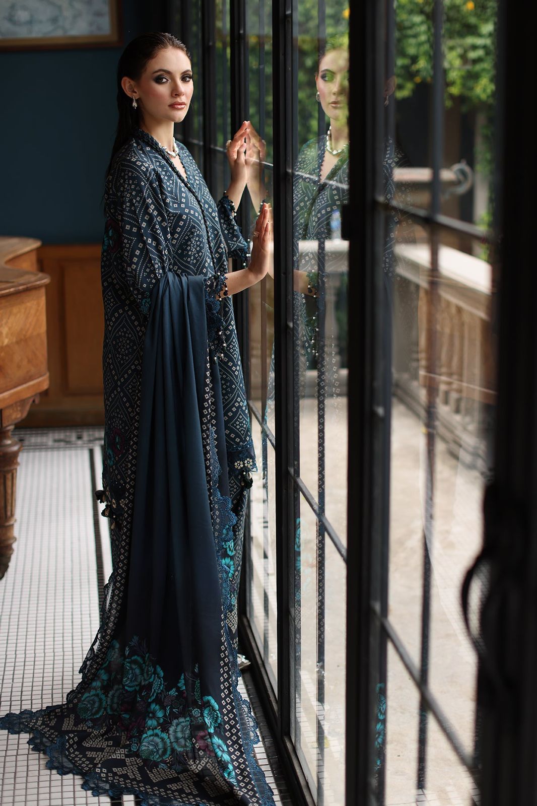 Aneels Printed Lawn  3pcs (Z-2833-T)